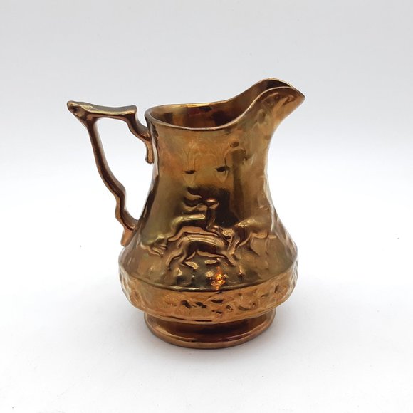 Pair of Small Gold Pitchers -By Wade Royal Victoria - Picture 7 of 11